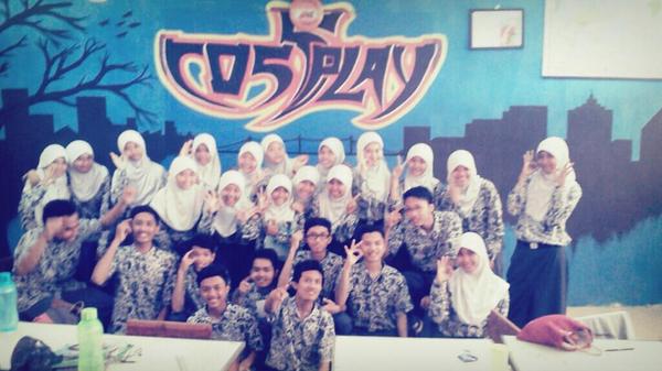 Lindapsari's tweet photo. Kalian <3 @Cos5play_ {} http://t.co/H5dCg8FxzL