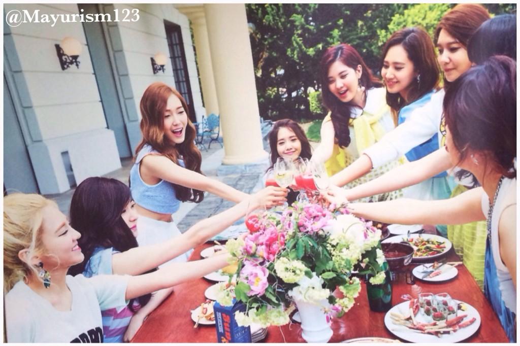 BtHuZi1CAAAlwzf.jpg:large