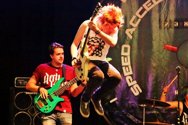 WE_ARE_REACTION's tweet image. JUMP JUMP JUMP &amp;lt;3 @ZdoskeyOnFire at @scottishcarshow with @AlteredSky &amp;lt;3 @Blackstaramps @NaeDangerEnergy @deth_kult