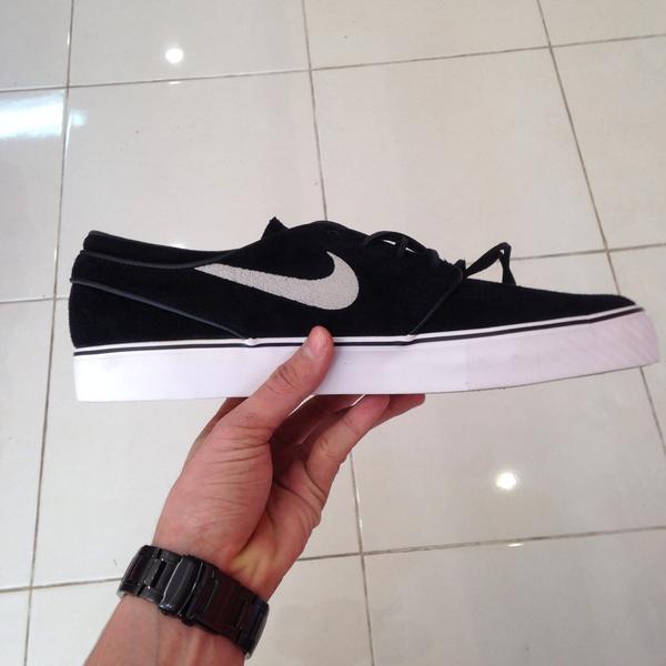 Convict California tweet media