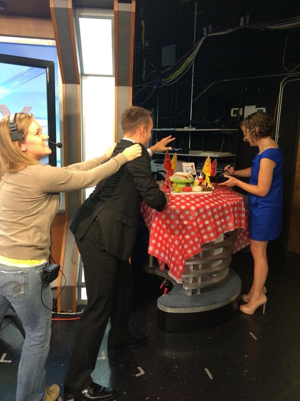 sharontazewell's tweet image. No!!! @Phil_Sanchez don&apos;t eat the hot dogs yet!!! @Clueless_Chick @WNCN  @ikin_nosneb @FoodStans #preinterview