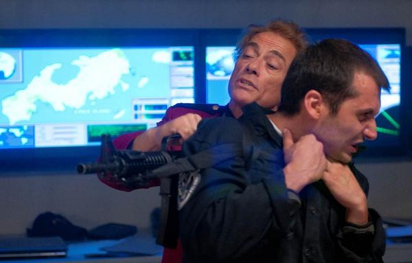 MyTruelad's tweet photo. #VanDamme still has it watch the trailer here http://t.co/DhwhPOoeKD Buy the film here http://t.co/jPldflmzR6 #ECLAD http://t.co/pIjvITCLOQ