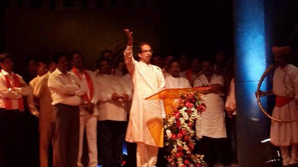 माननीय. उद्धवजी ठाकरे "विजय संकल्प २०१४" येथे शिवसैनिकांना मार्गदर्शन करताना... #Shivsena #UddhavjiThackeray