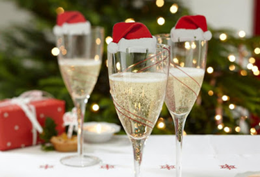 SeaductionGC's tweet photo. CHRISTMAS IS COMING! Christmas &amp; NYE events just released http://t.co/D3PThop9ms Ask about our Xmas party packages! http://t.co/1HJ7tXZ3Cg