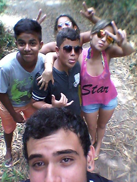 ThePreemium's tweet photo. Férias muito louca com ela . #equipefurtil #mancadas #baurúú #agarra-agarra #putarias #VainoCavalinho @tjuliamg_ http://t.co/DKZEVAAenO