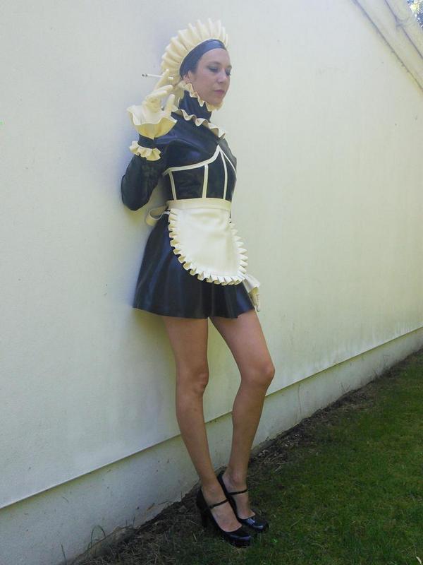 Latex Maid Magazin 107