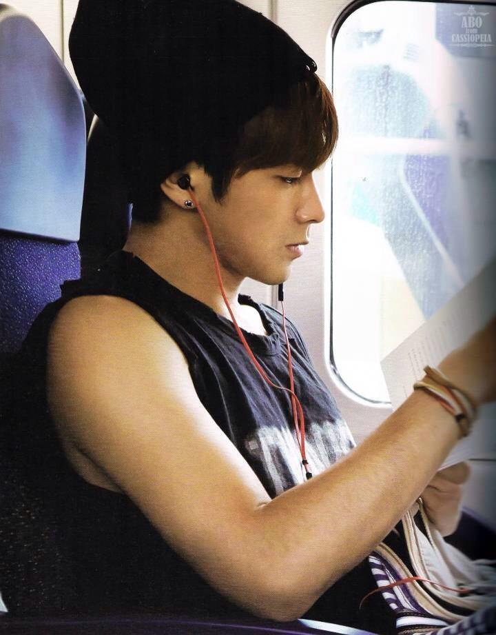 BtJaDPwCMAA023E.jpg:large