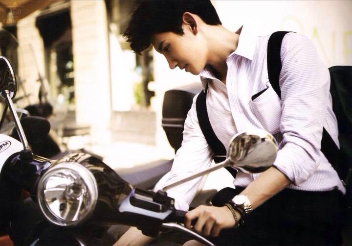 BtJaMiyCYAEvLKf.jpg:large