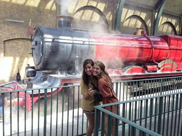 #universalstudiosorlando #KingsCross but no #escapefromgringotts  240 min wait