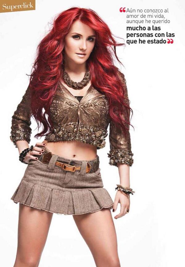  Dulce Maria. [11] - Page 40 BtJnxKeCQAASl1Q