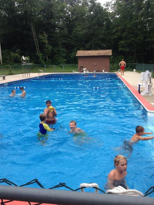 HMSRCubCamp's tweet photo. It's a breezy morning down at the pool! #week5 http://t.co/GdJZW4DBdT