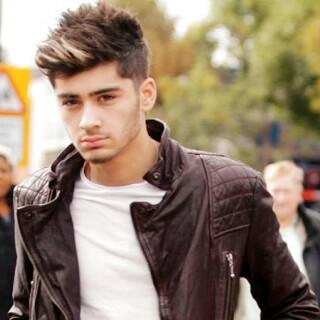 1DinesiaINA's tweet photo. Helooooo guyysss!!! http://t.co/BZfvsIgQLY