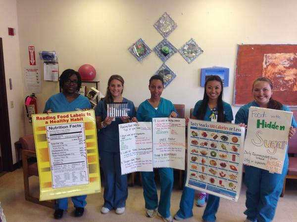 HWConant's tweet photo. Our presentation on Diabetes in 3 languages! @NS521Community @JenifaLewis @fellyli @divapontes88 @KaylaFranklin45 http://t.co/EdQxTSu28F