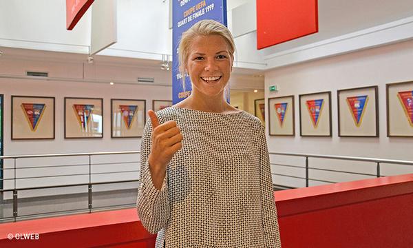 OL's tweet photo. Welcome to Lyon Ada Hegerberg (@AdaStolsmo) !! #olfeminin #teamOL
Présentation => http://t.co/XqErtqRCNu http://t.co/3FUnpURUrt