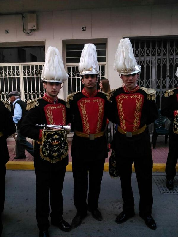 Venta de Uniformes tweet media