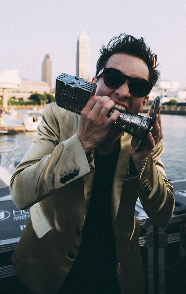 PanicAtTheDisco's tweet image. This is what victory tastes like. Thanks everyone that voted for @brendonurie for the @AltPress Best Vocalist Award!