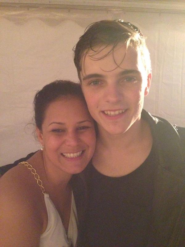 Delphine Jay tweet media