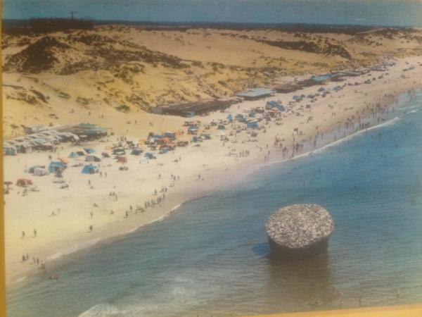 Navarroantolin's tweet photo. Matalascañas, un paraíso antes de las construcciones. @MejorPlaya @AbeInfanzon @playadedonana http://t.co/67LRpK26zh