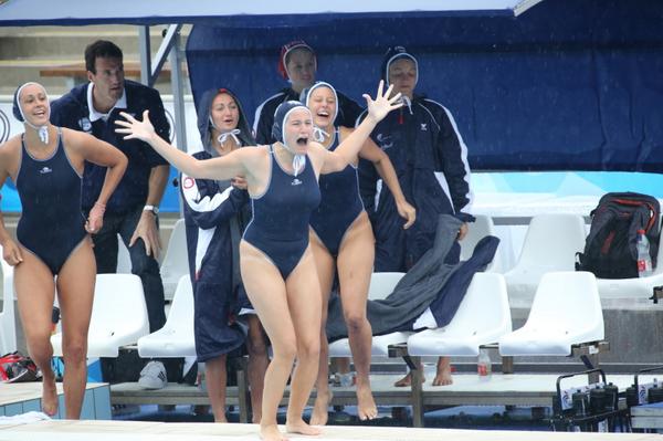 julien_issoulie's tweet photo. @FFNatation #waterpolo #Budapest2014 #mdumergue @mariontardy @ClemValverde @AuroreSacre #clerc #AllezLesBleus http://t.co/zXYRds9tqO