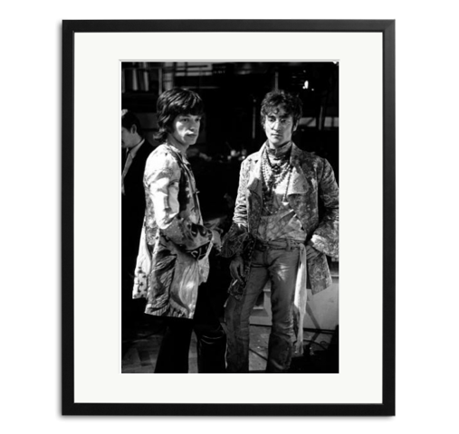 PhilDelecluse's tweet photo. Mick Jagger &amp; John Lennon photographed by David Magnus 1967 http://t.co/DSNtb7KeCu