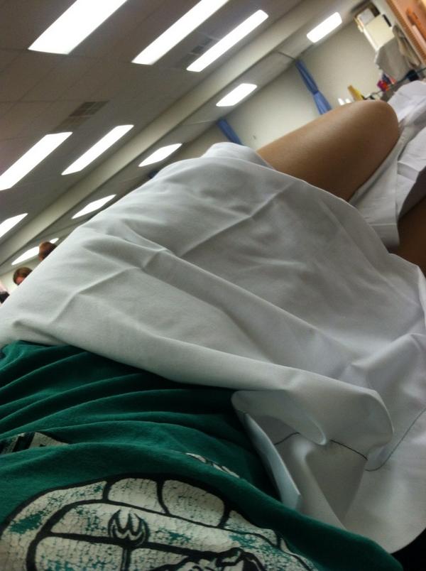 JessyMorris17's tweet image. At physical therapy for my hip #iceiscold