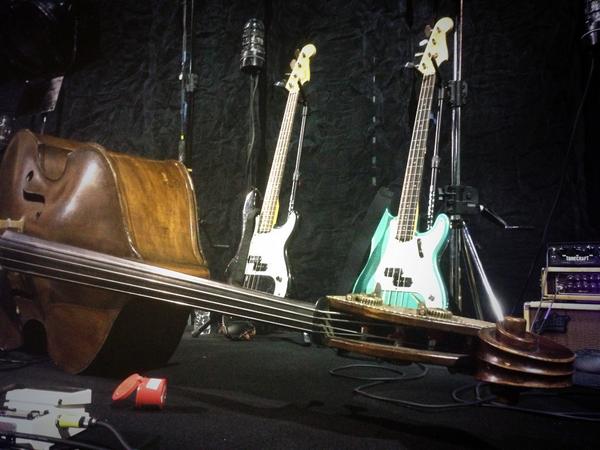 kavehrastegar's tweet photo. My basses for this tour with @johnlegend. Thanks @aguilaramp and #tonecraft http://t.co/TOvqrWIZUK