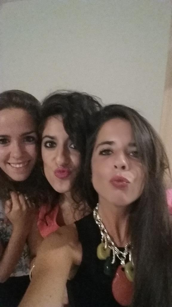 patrioliver94's tweet photo. Allá vamoossssss @belenalcubo @angela_262 http://t.co/2XzkUAvf96