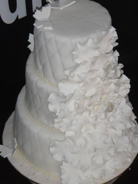 Fondant wedding cake