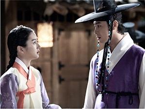 BtL2yUZIMAA9-VO.jpg:large