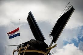 Repelsteel16's tweet photo. Morgen #dagvannationalerouw  #mh17 #bringthemhome 
Tomorrow Day of National morning Netherlands.. http://t.co/iVOVLWOkwg