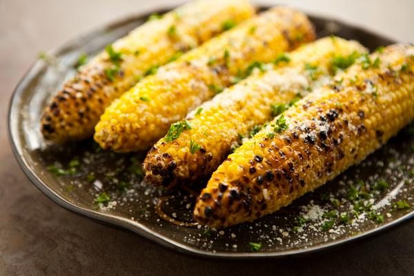 15 Of The Most Amazing Corn On The Cob Recipes of All Time globalflare.com/15-of-the-most… #foodporn #cornporn #toprecipes