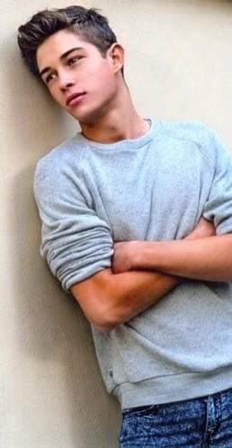_lukebrooksrp_'s tweet photo. Young me http://t.co/MhrpfNt0zS