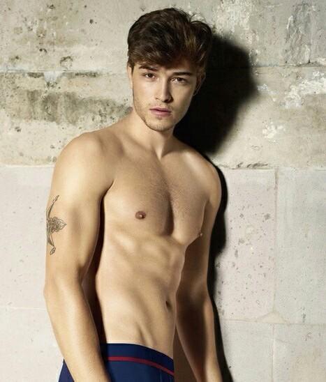 _lukebrooksrp_'s tweet photo. All ya niggas wanna get like me. http://t.co/Wl9x3WuRK4