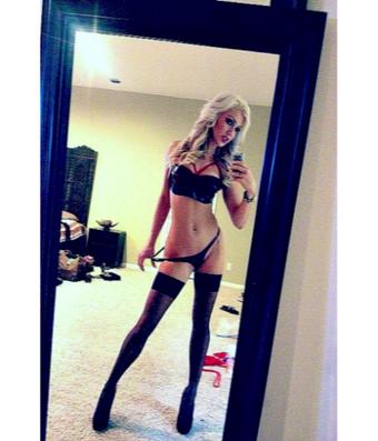 CAMERON DEE’s pics and videos