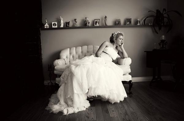 DaphneChen's tweet photo. Elegance defined in this portrait of an absolutely drop-dead gorgeous bride in her ruffled white dress gown. 
 #yeg http://t.co/OtxsRJW3hH
