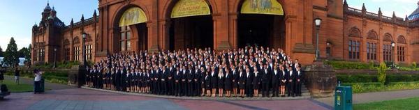 Awesome Pano of the entire #Glasgow2014 NZ team! Let the games begin @nzolympics <a href="/BlackSticks/">Vantage Black Sticks</a>