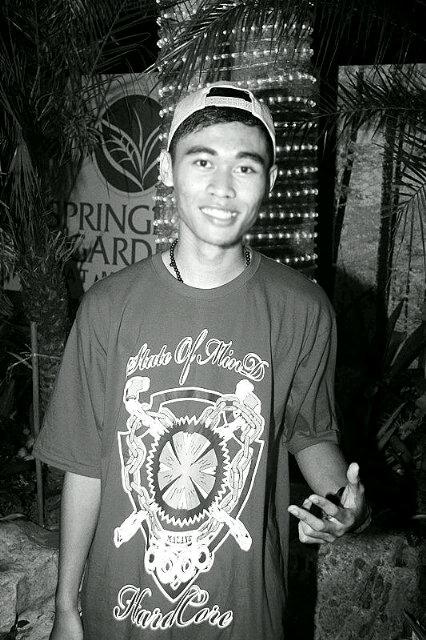 Rijal_Death's tweet photo. http://t.co/KEfyMf5Rxe