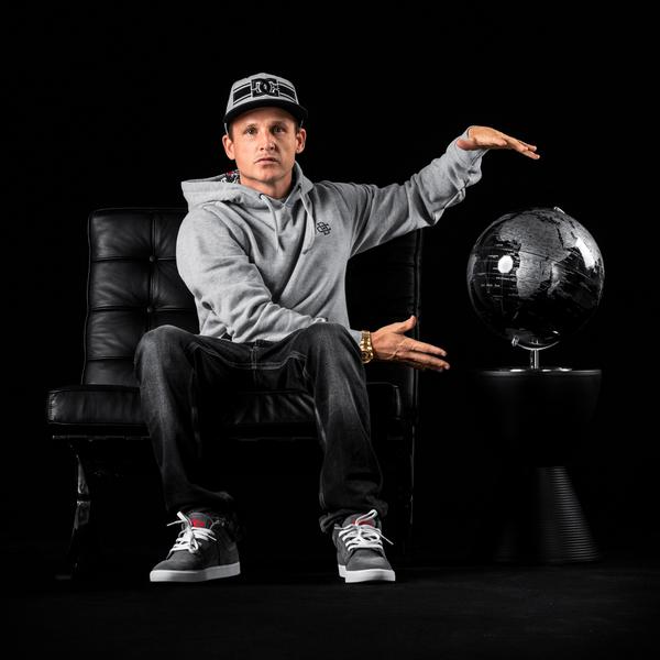robdyrdek's tweet photo. Heather Grey All Day RT @dyrdekco: View the entire #DyrdekCollection โ http://t.co/hADFfBpFTB http://t.co/FocBom20yl