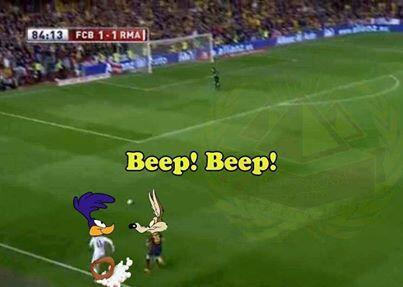 SonParecidos's tweet photo. Bale Vs Bartra http://t.co/CDmyvUWAUZ