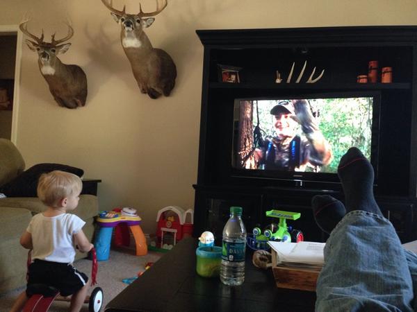 joshsidebottom's tweet photo. "Bucks" are the only thing that grabs his attention as much as Elmo! @TeamHBTV http://t.co/ah1a7C3u8O