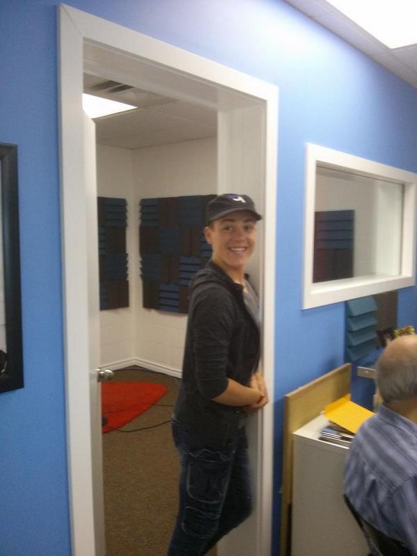 EDSSociety's tweet photo. @BrendanGuy1 getting direction from @PlanitSound's RJ Cui, about to sing melodies of "Uniquely Me" http://t.co/LnJ8jAAnY5