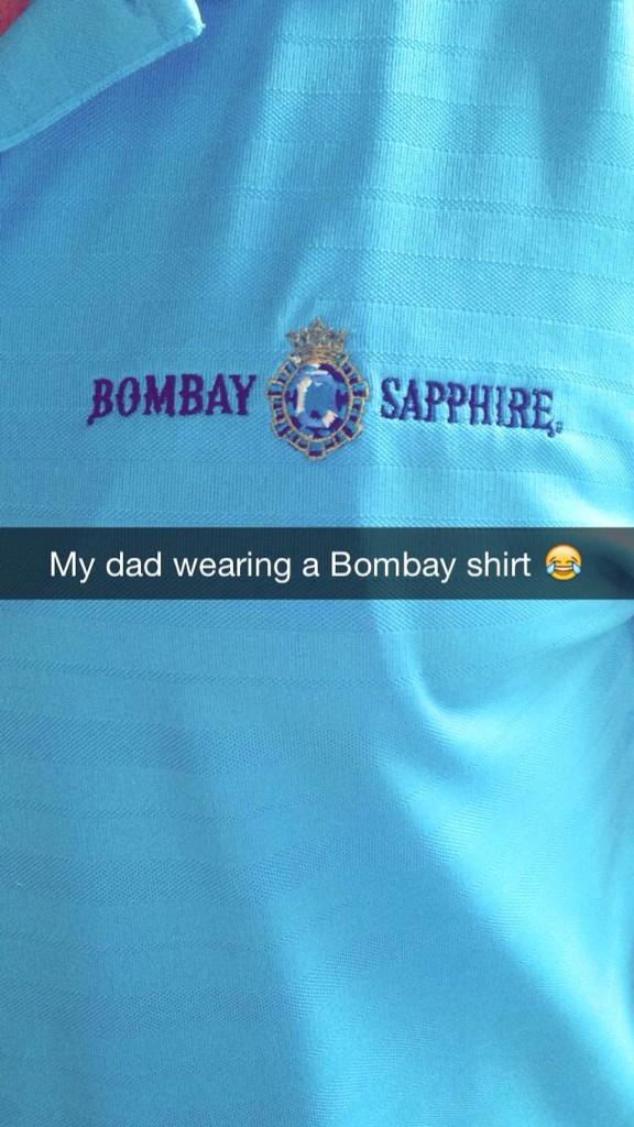 LaaStiefanny's tweet image. He doesn't even know what he is wearing ! #Bombaysippin 🙌😂