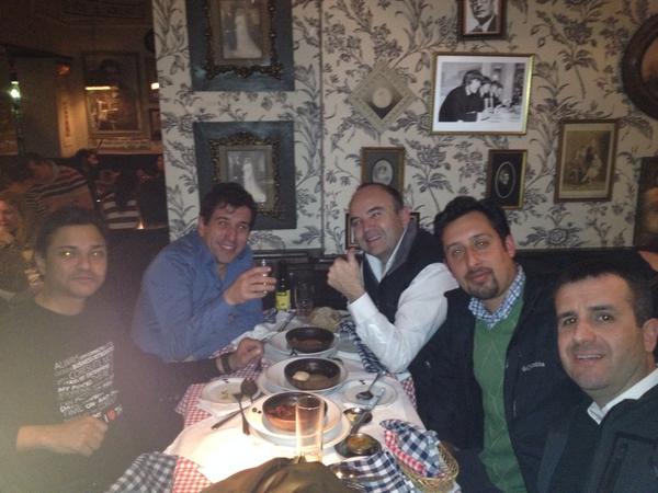 wburgos's tweet image. Dinner with #SAP partners @inxappartnersap and #VisualK