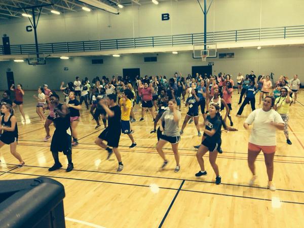 LanderCampusRec's tweet photo. Another great #ZUMBA dance session! #BearcatBodies14 #Expo2 #Lander18 http://t.co/3sRnaBXFE3