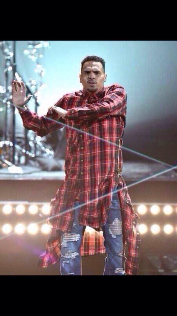 SauzeGoddd's tweet image. When you see a young girl that has no kids and saggy titties