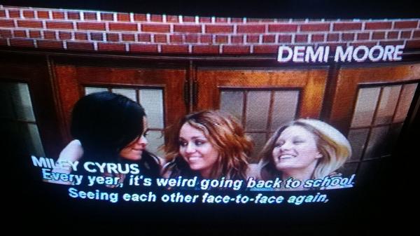 Vicky_Moreira_'s tweet image. #FunTimeJulio2014 mica piola obvio y bueno la pelotuda de oriana