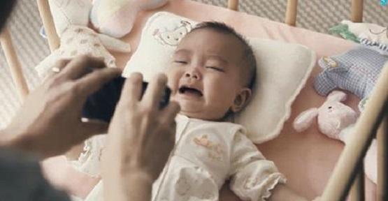 First-Time Dad Can’t Get His Newborn Girl to Stop Crying, What Happens Next is Priceless  buff.ly/1nkRBDF