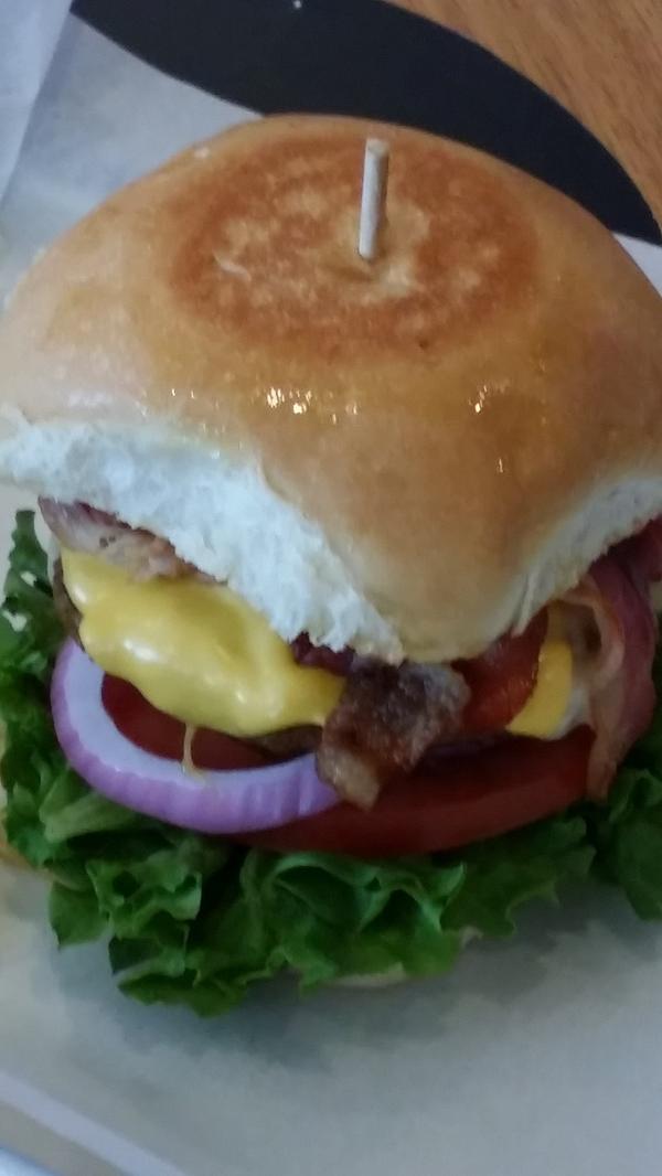 daddysburgers (@daddysburgers) on Twitter photo 