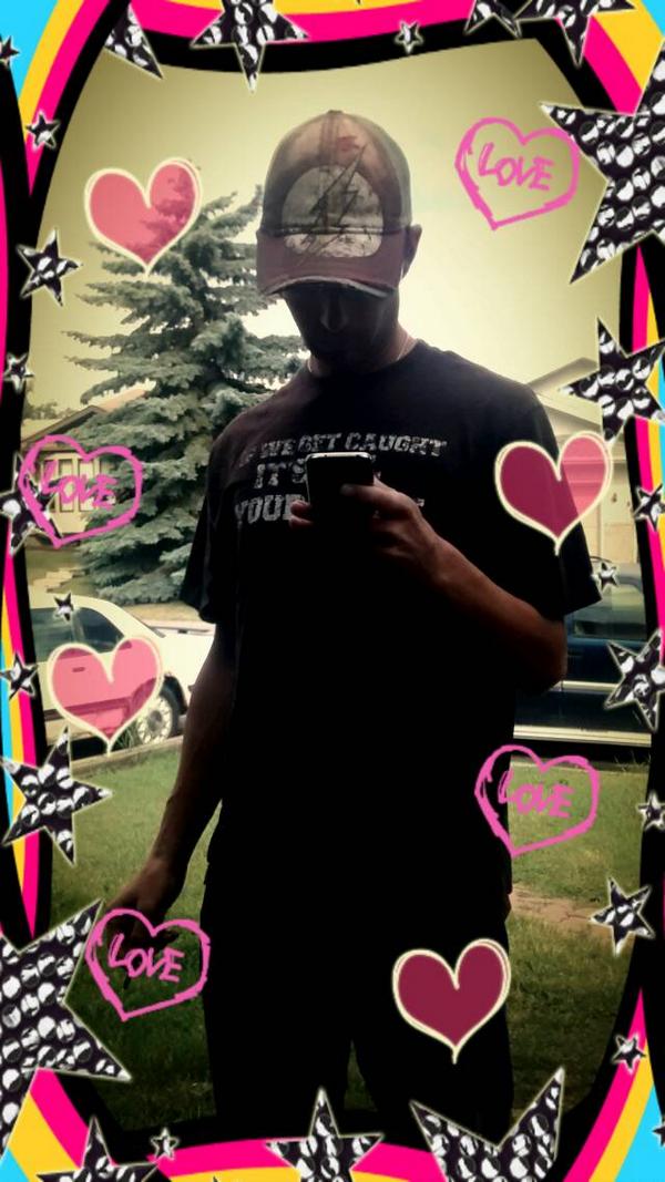 DYurkowski's tweet image. love you babe xoxoxoxo  bit.ly/Tv8V5r