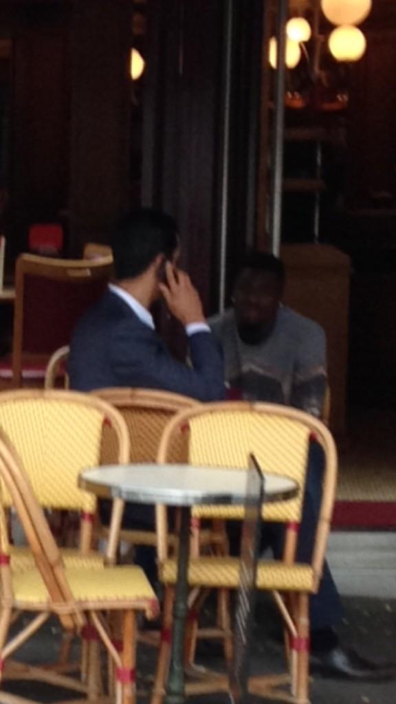 PopGuyGuy's tweet photo. Serge Aurier en face de la Pitié Salpetriere ce matin. Visite médicale? #mercato #PSG http://t.co/3fGBmB4Y0B